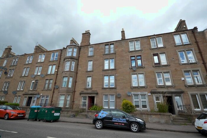 1 Bedroom Flat To Rent In Clepington Road, Coldside, Dundee, DD3