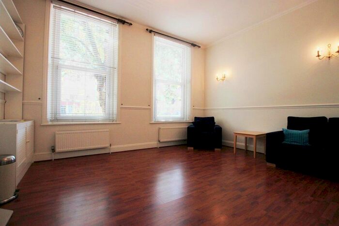 1 Bedroom Flat To Rent In Chiswick High Road, Chiswick, London, W4