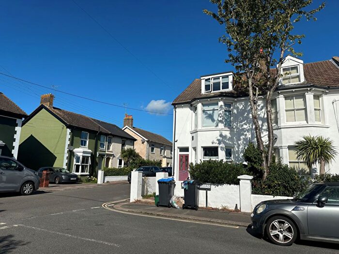2 Bedroom Maisonette To Rent In Slimbridge Road, Burgess Hill, RH15