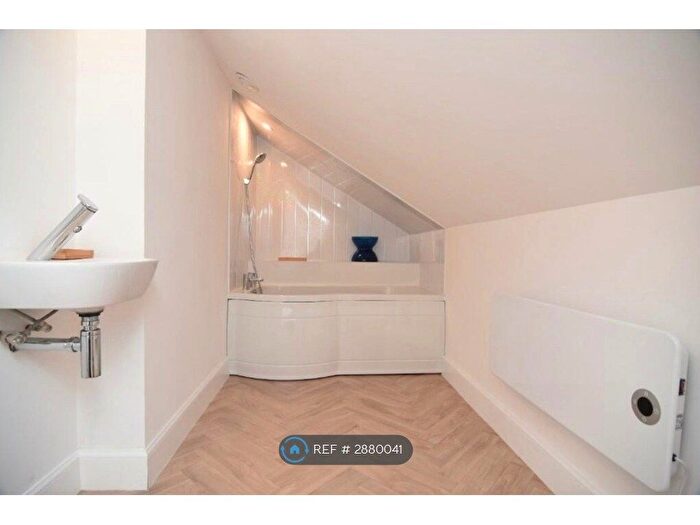 1 Bedroom Flat To Rent In New Lane, Edinburgh, EH6