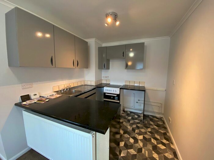 Studio To Rent In Bigby Way, Bramley, S66