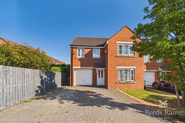 4 Bedroom Detached House For Sale In Willow Tree Way, Wickersley, Rotherham, South Yorkshire, S66