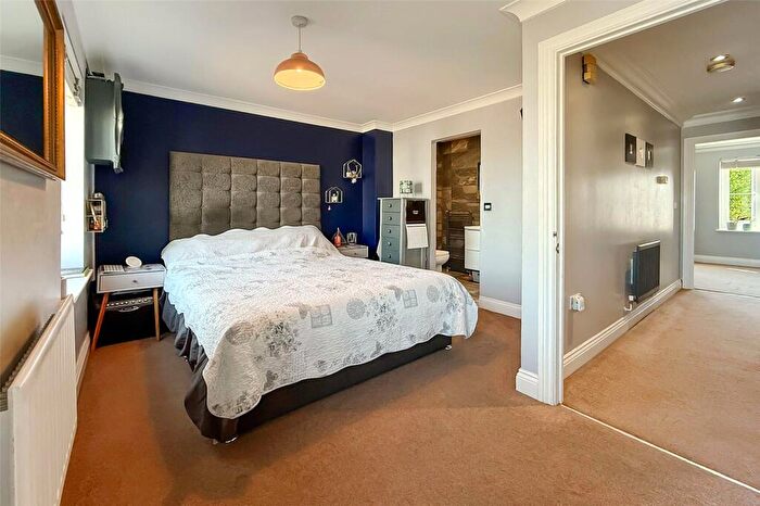 3 Bedroom Terraced House For Sale In Pier Road, Littlehampton, West Sussex, BN17