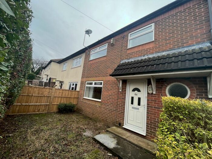 3 Bedroom Semi-Detached House To Rent In Monkswood Avenue, Leeds, LS14
