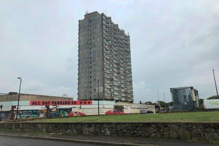 2 Bedroom Flat To Rent In All Saints Avenue, Margate, CT9