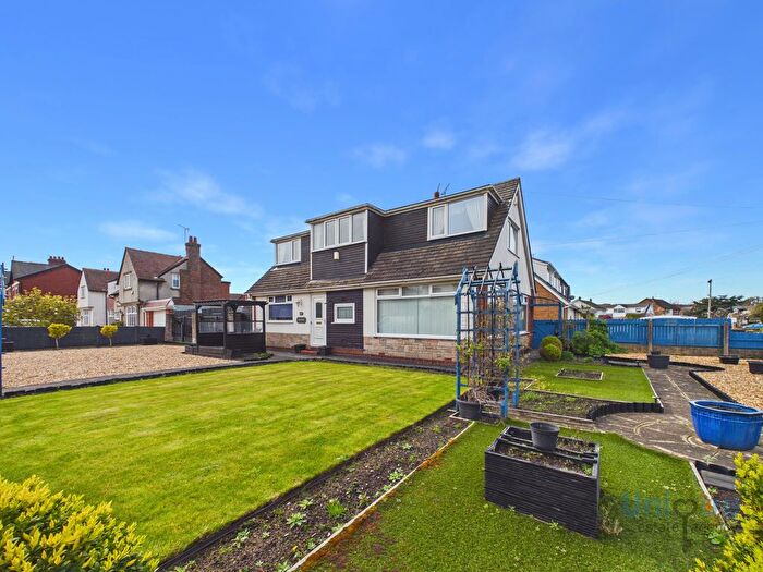 3 Bedroom Bungalow For Sale In Mythop Road, Lytham St. Annes, FY8