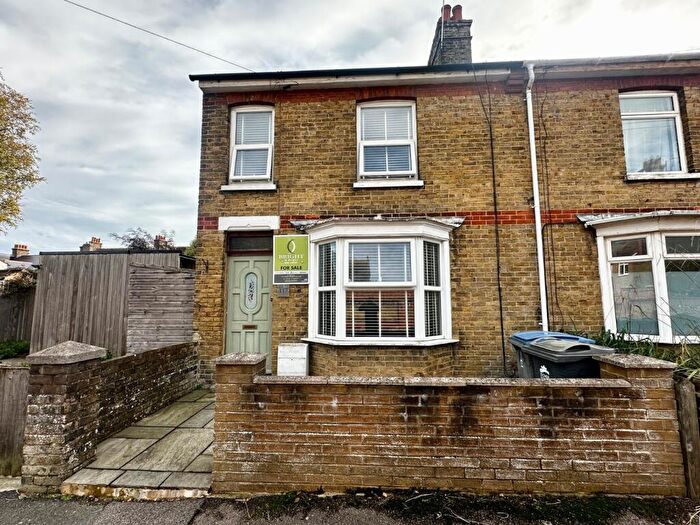 3 Bedroom Semi-Detached House For Sale In Middle Deal Road, Deal, Kent, CT14