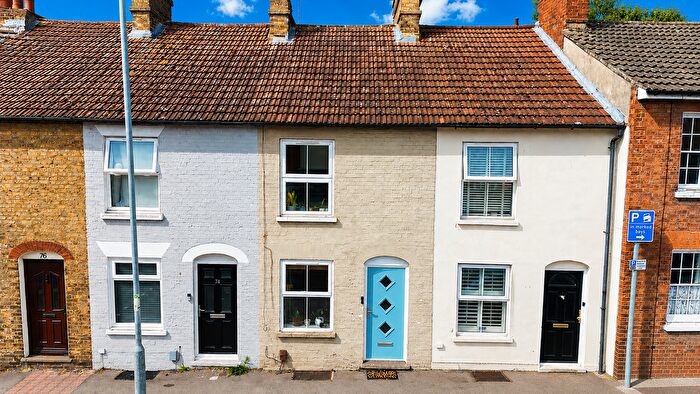 2 Bedroom Terraced House For Sale In Wing Road, Leighton Buzzard, LU7