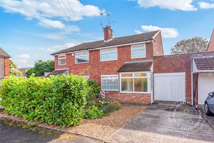 3 Bedroom Semi Detached House For Sale In Court Close, Whitchurch, Cardiff, CF14