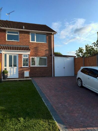 3 Bedroom Semi-Detached House To Rent In Shakespeare Road, Woodmancote, Dursley, GL11