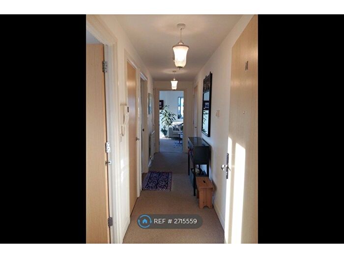 1 Bedroom Flat To Rent In Goldsworthy Gardens, London, SE16