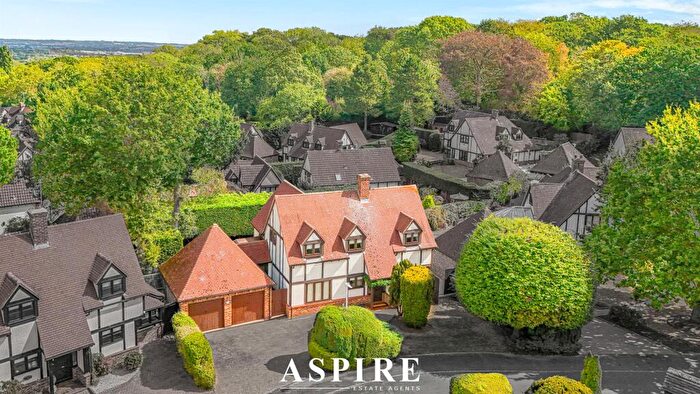 4 Bedroom Detached House For Sale In Prescott, Langdon Hills, Basildon, SS16