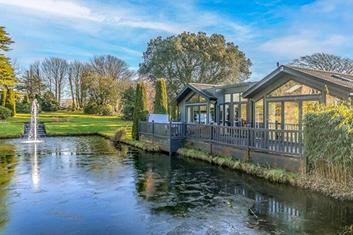 2 Bedroom Park Home For Sale In Kentisbury Grange, EX31