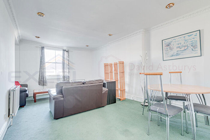 2 Bedroom Apartment To Rent In Crossfield Road, Belsize Park, London, NW3