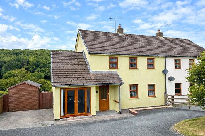 3 Bedroom Semi Detached House For Sale In Cribyn, Lampeter, SA48