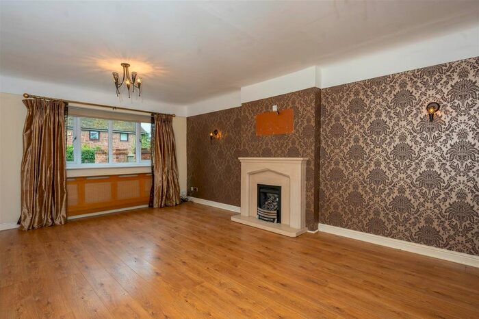 5 Bedroom Detached House To Rent In St. James Road, Rainhill, Prescot, L35