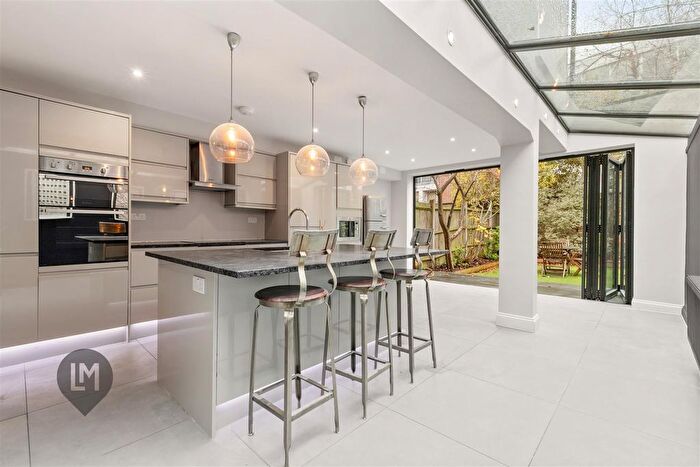 3 Bedroom Property For Sale In Lydden Grove, London, SW18
