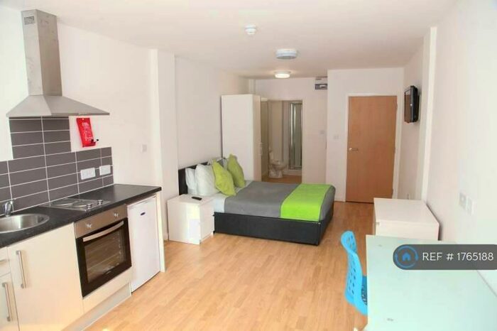 Studio To Rent In Brownhill Road, London, SE6