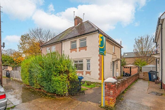 3 Bedroom Semi Detached House For Sale In Lily Gardens, Perivale, Wembley, HA0