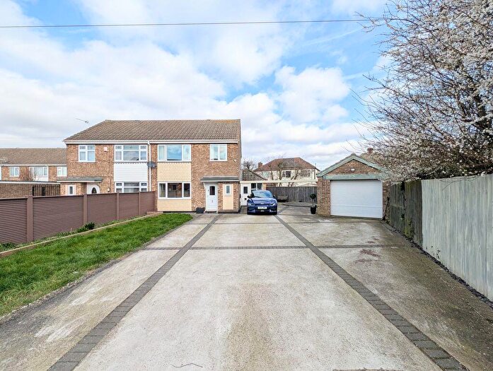 3 Bedroom Semi Detached House For Sale In Larch Crescent, Grimsby, DN34