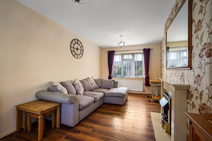 3 Bedroom Terraced House For Sale In Eden Crescent, Darlington, DL1