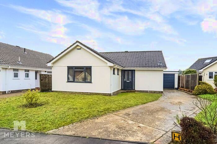 3 Bedroom Bungalow For Sale In Hunters Close, Verwood, BH31