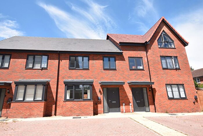 3 Bedroom Terraced House To Rent In Osbourne Gardens, Aylesbury, Buckinghamshire, HP21