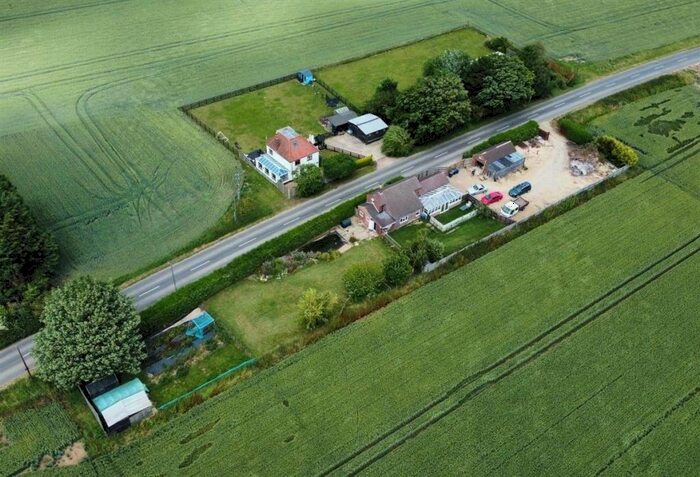 3 Bedroom Detached House For Sale In Black Jack Road, Swineshead, PE20