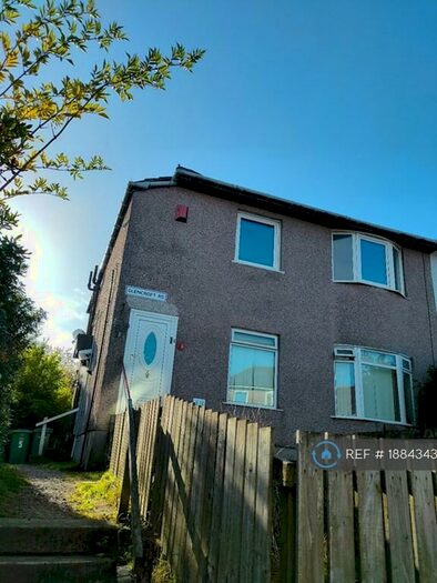 3 Bedroom Flat To Rent In Glencroft Road, Glasgow, G44