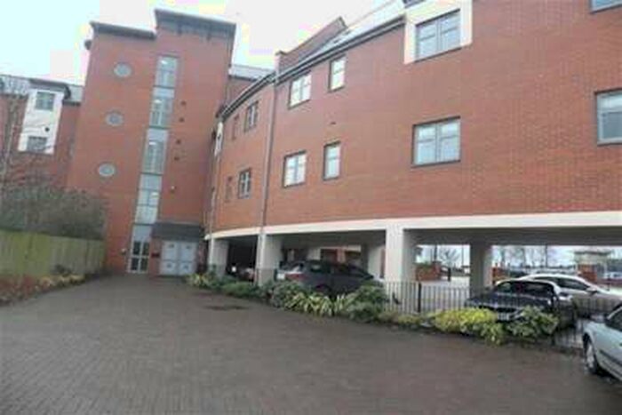 2 Bedroom Flat To Rent In Tempest Street, Wolverhampton, WV2
