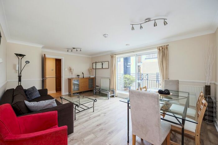 2 Bedroom Flat To Rent In High Timber Street, London, EC4V