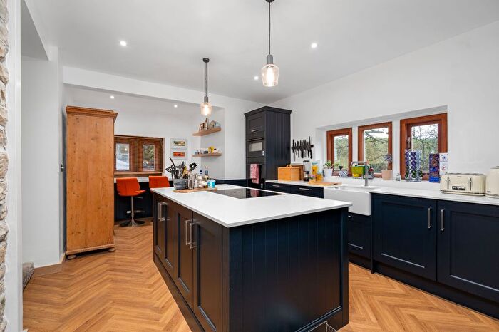 3 Bedroom Barn Conversion For Sale In Hollywood Road, Mellor, Stockport, Greater Manchester, SK6