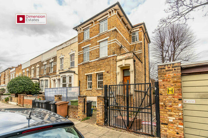 4 Bedroom Maisonette To Rent In Jenner Road, Stoke Newington, Hackney, N16