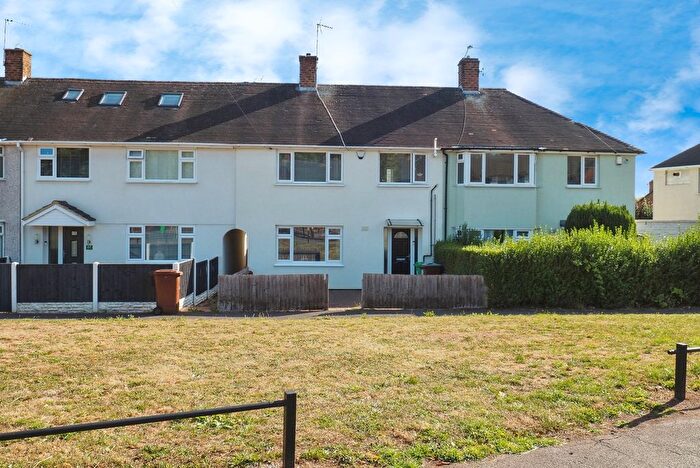3 Bedroom Terraced House For Sale In Farnborough Road, Clifton, Nottingham, NG11