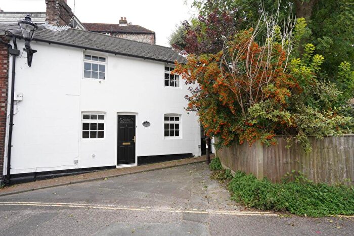 2 Bedroom Cottage For Sale In Castle Rise, Lewes, BN7