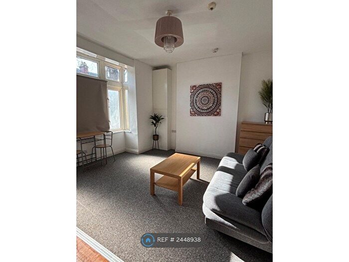 1 Bedroom Flat To Rent In Vaughan Avenue, Doncaster, DN1