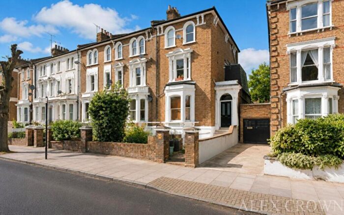 2 Bedroom Flat To Rent In Tufnell Park Road, Tufnell Park, N7