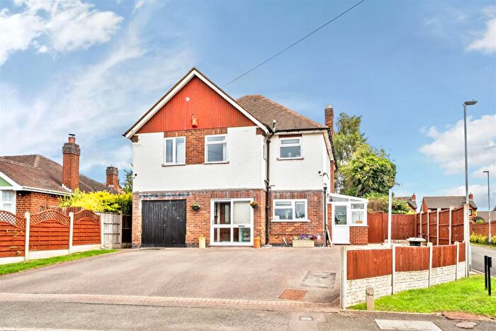 4 Bedroom Detached House For Sale In Woodcroft Avenue, Tamworth, B79