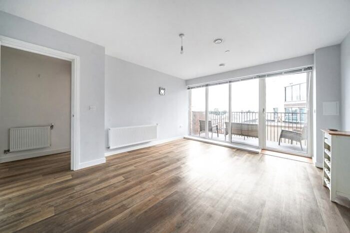1 Bedroom Flat For Sale In Freedom House, West Ealing, London, W13