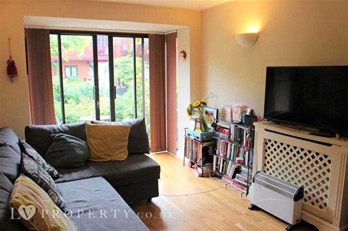 1 Bedroom Apartment For Sale In Cox Street, Birmingham, West Midlands, B3