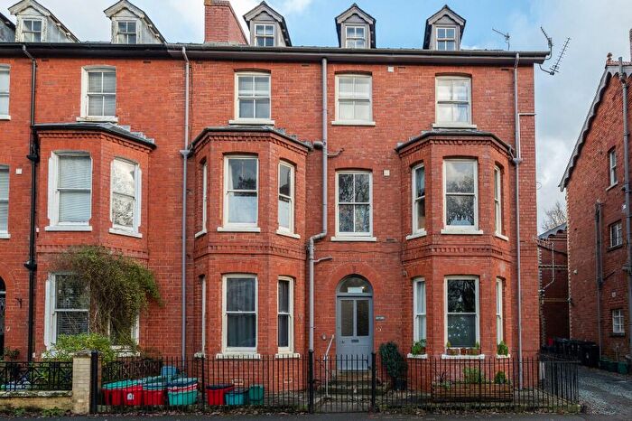 1 Bedroom Apartment For Sale In Park Terrace, Llandrindod Wells, Powys, Mid Wales, LD1