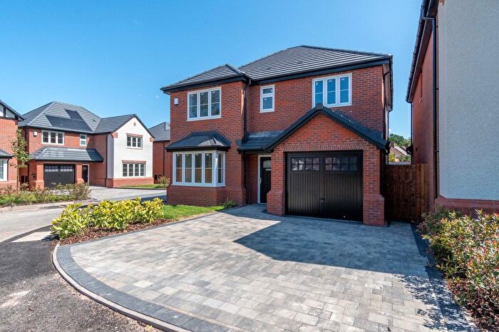 4 Bedroom Detached House For Sale In Whittington Grove, Bloxwich, Walsall, WS3