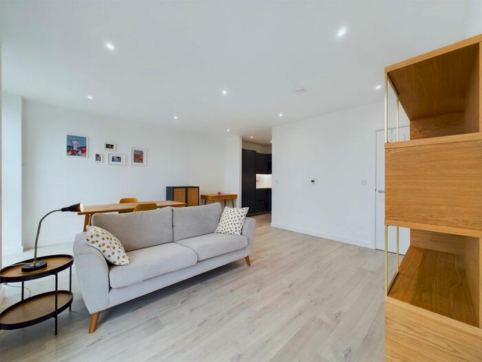 1 Bedroom Flat To Rent In Coster Avenue, Manor House, &# Bed Flat, N4