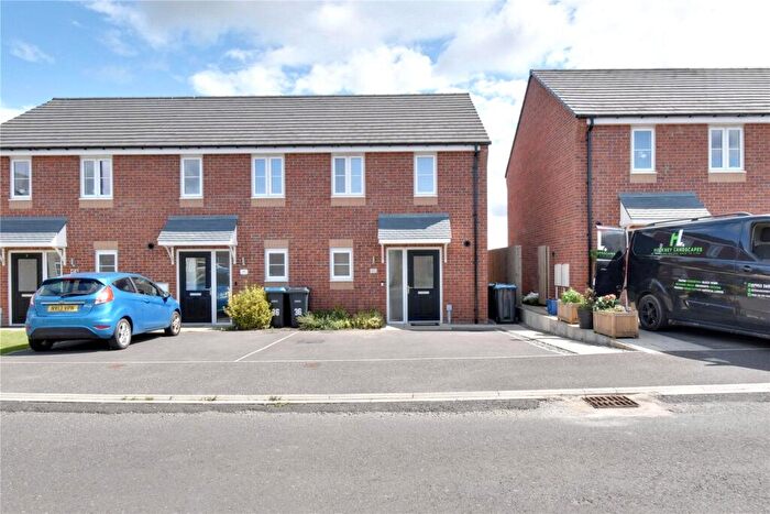 2 Bedroom End Of Terrace House For Sale In Carmelite Close, Northallerton, North Yorkshire, DL6