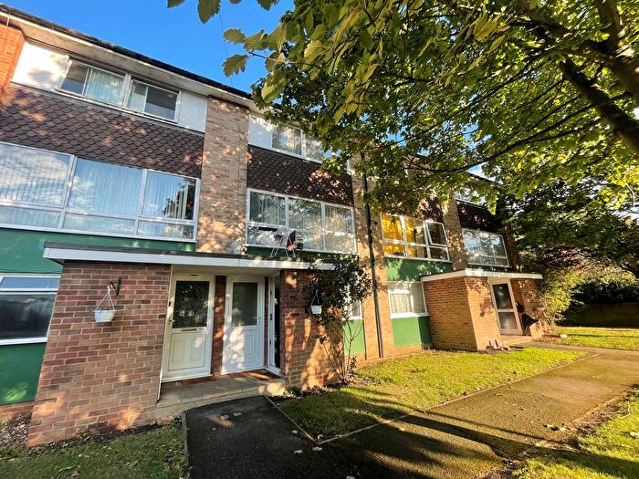 2 Bedroom Terraced House To Rent In Botwell Lane, Hayes, UB3