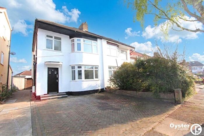 3 Bedroom Semi-Detached House For Sale In Bideford Close, Edgware, HA8