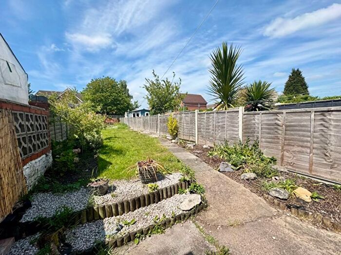 2 Bedroom Terraced House For Sale In Charnwood Road, Shepshed, LE12