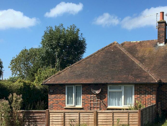 2 Bedroom Bungalow To Rent In North Bersted, PO22