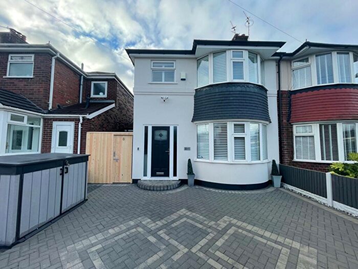 4 Bedroom House To Rent In Grosvenor Road, Maghull, L31