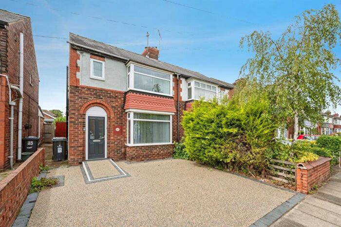 2 Bedroom Semi Detached House For Sale In Wivelsfield Road, Balby, Doncaster, DN4